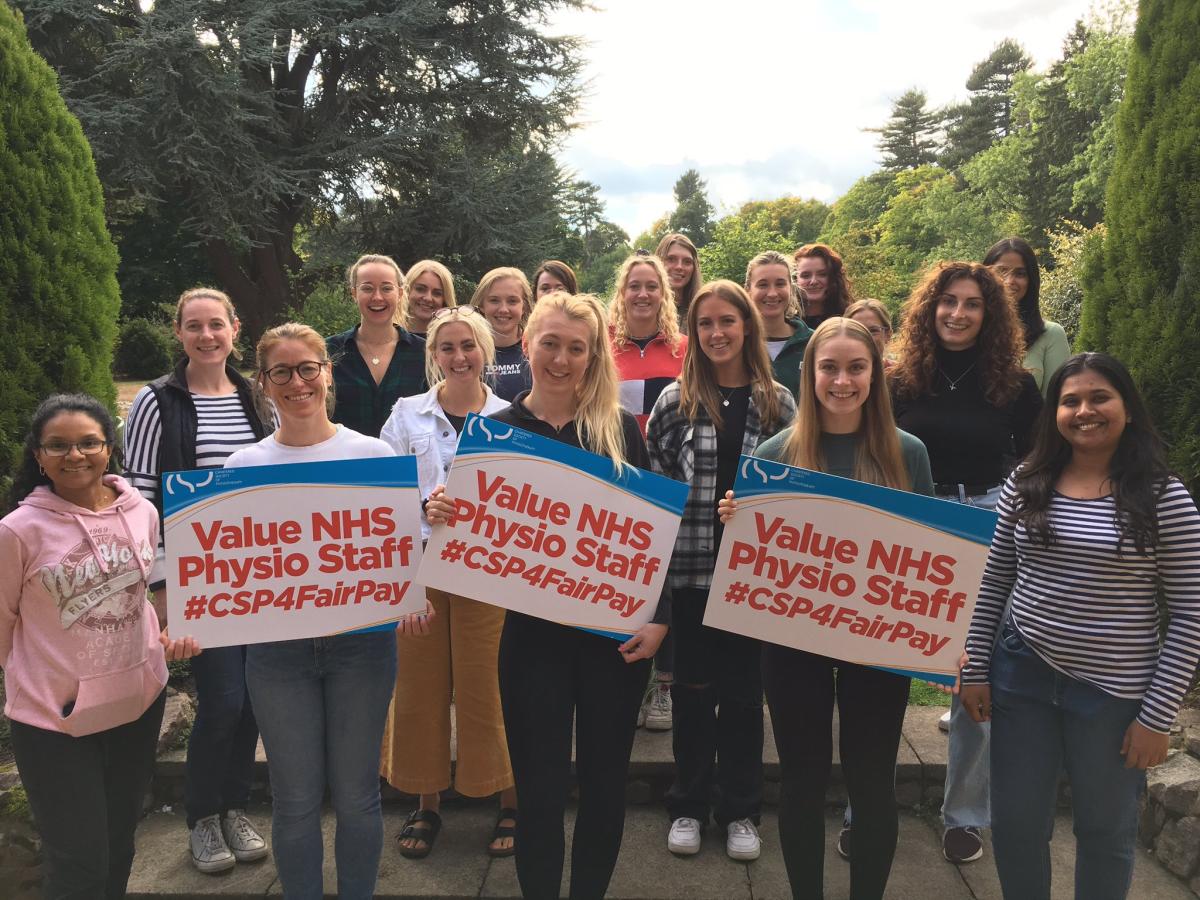 CSP stewards campaign for fair NHS pay